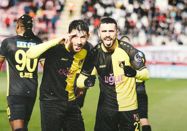 Valon Ethemi kryesori te Istanbulspori, tjetër gol dhe asist në Turqi
