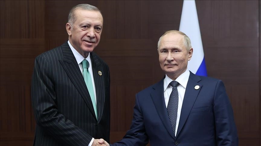 Erdoğan dhe Putin diskutojnë masat për dërgimin në Afrikë të miellit rus të prodhuar në Turqi