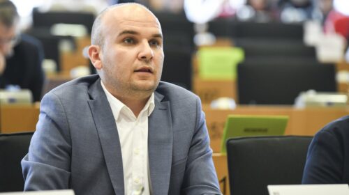 (VIDEO) Eurodeputeti Kyçyk: Kthimi i vetos bullgare do të ishte gabimi i madh