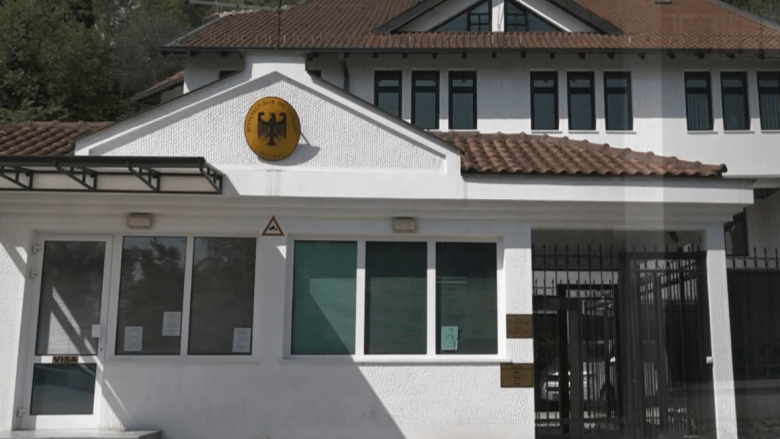 Ambasada e Gjermanisë në Shkup me njoftim për terminet e muajit mars