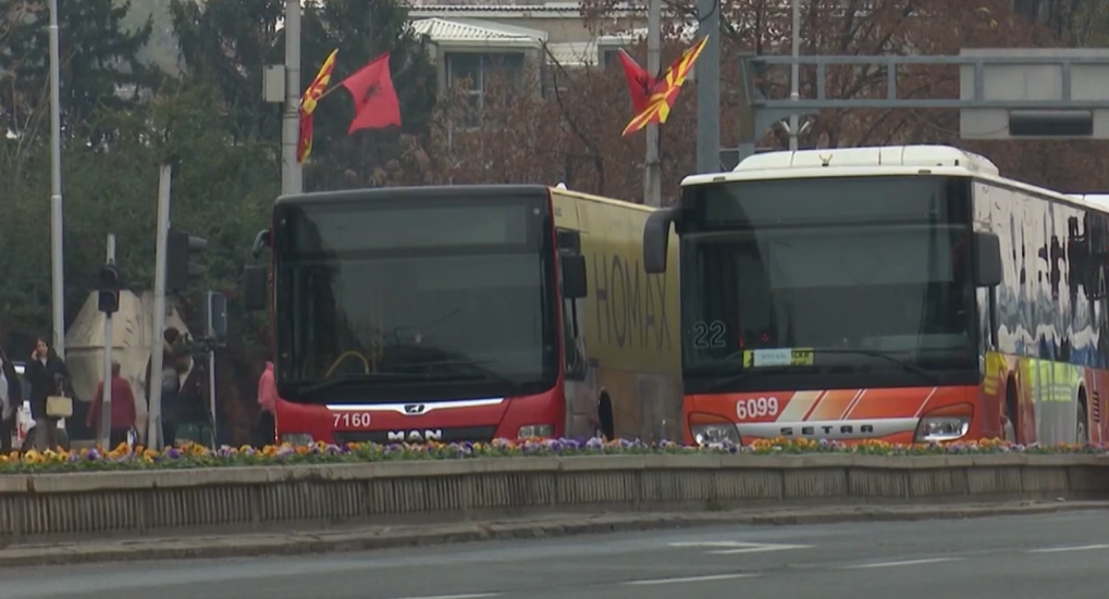 (VIDEO) Asnjë transportues privat sërish nuk iu përgjigj thirrjes së Qytetit të Shkupit