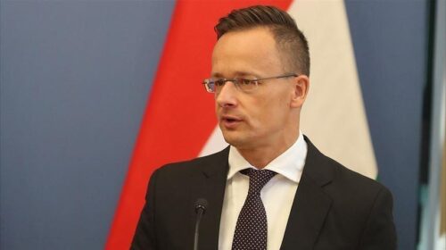 Kryediplomati hungarez: Hungaria do të vendosë veto për aplikimin e Kosovës në organet evropiane