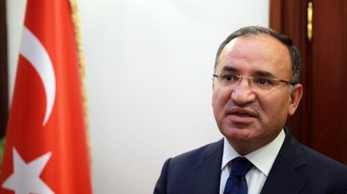 Bozdağ: Kur ka sulm ndaj muslimanëve ligji dhe shteti heshtin