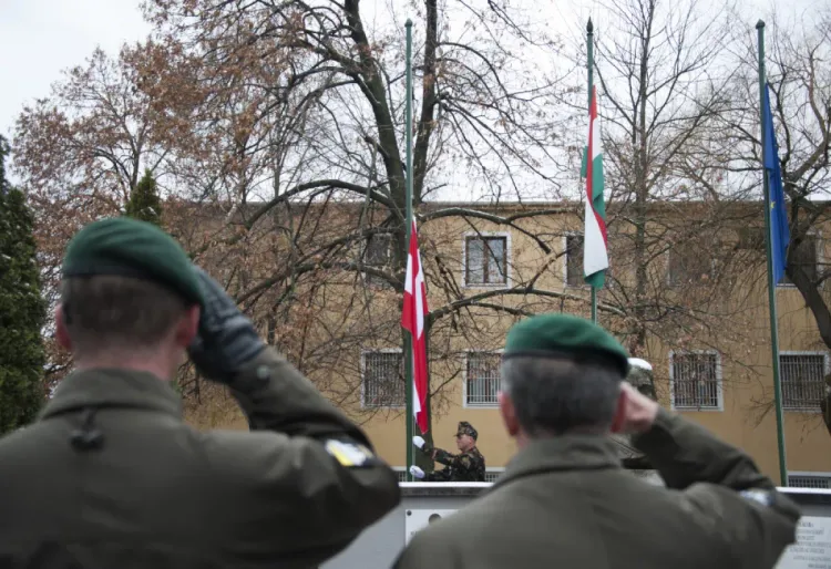 Vritet një ushtar gjatë shkëmbimit të zjarrit në një kazermë në Austri