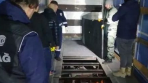 Turqia bllokon kamionin me 122 kg drogë nga Shqipëria, në pranga shoferi