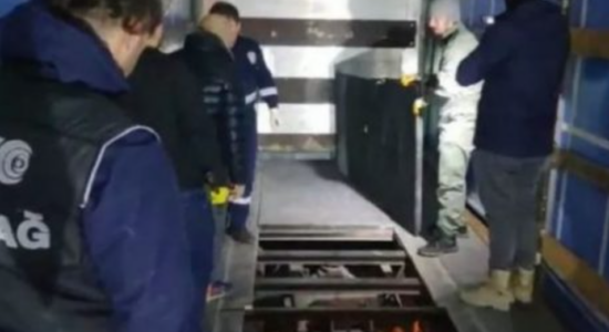 Turqia bllokon kamionin me 122 kg drogë nga Shqipëria, në pranga shoferi