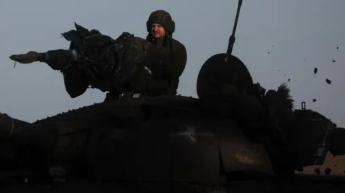 Kievi pretendon se forcat ruse po pësojnë humbje të mëdha në Soledar