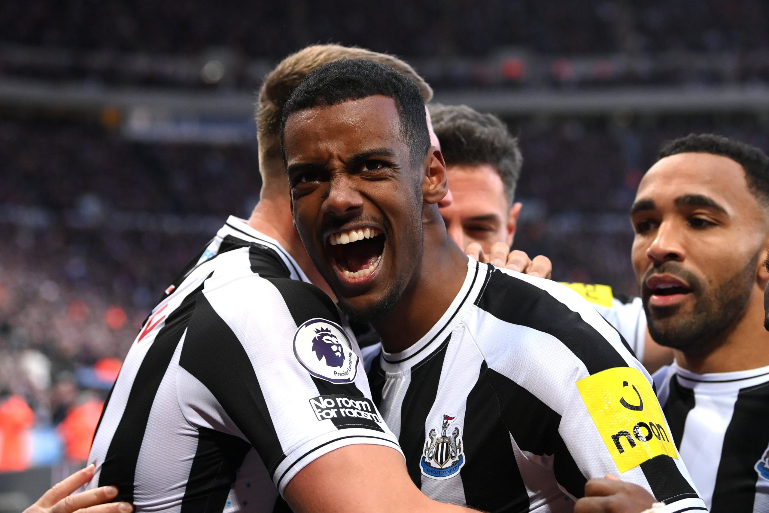 Newcastle s’ndalet, Isak ia dhuron fitoren në fund të ndeshjes (VIDEO)