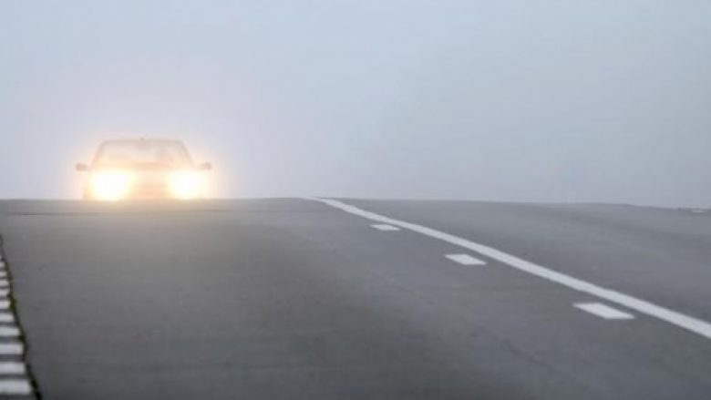 Komunikacioni në rrugë pa ndalesa, mjegull nga Grupçini deri në Tetovë