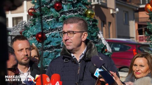 Mickoski: Kovaçevski të del dhe të përballet në zgjedhje, nuk do të ndodhin ndryshimet kushtetuese