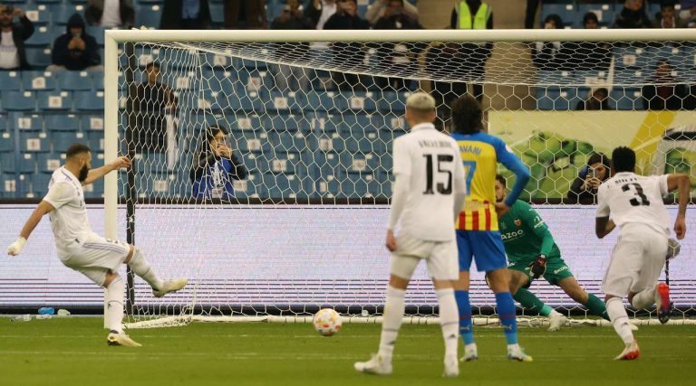 Reali pas penalltive kualifikohet në finale të Superkupës