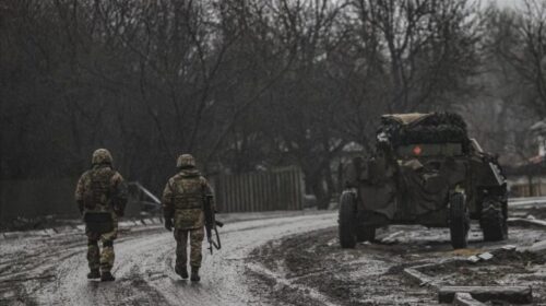 Rusia humbi 20,000 trupa në vetëm një muaj, thotë Ukraina