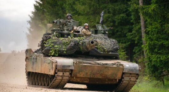 Belgjika ndan gati 90 milionë euro ndihmë ushtarake për Ukrainën