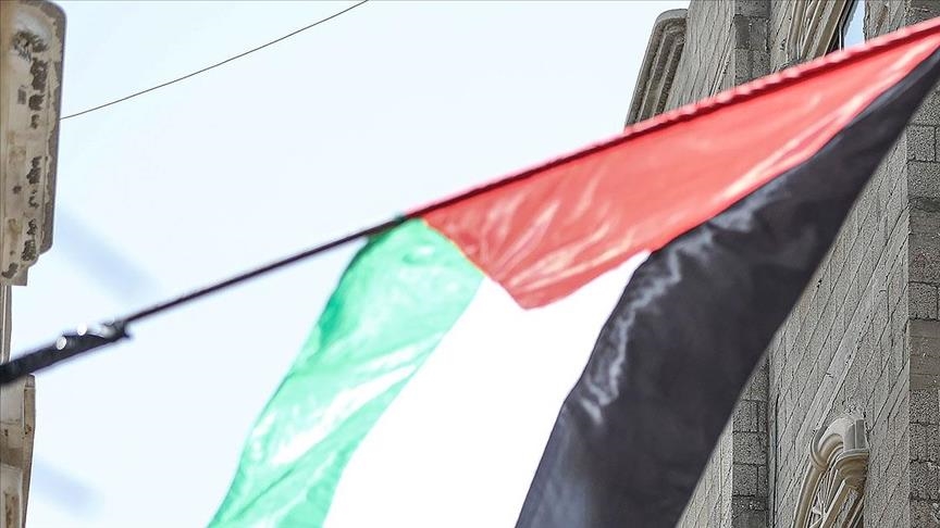 Izraeli e ndalon flamurin palestinez në institucione