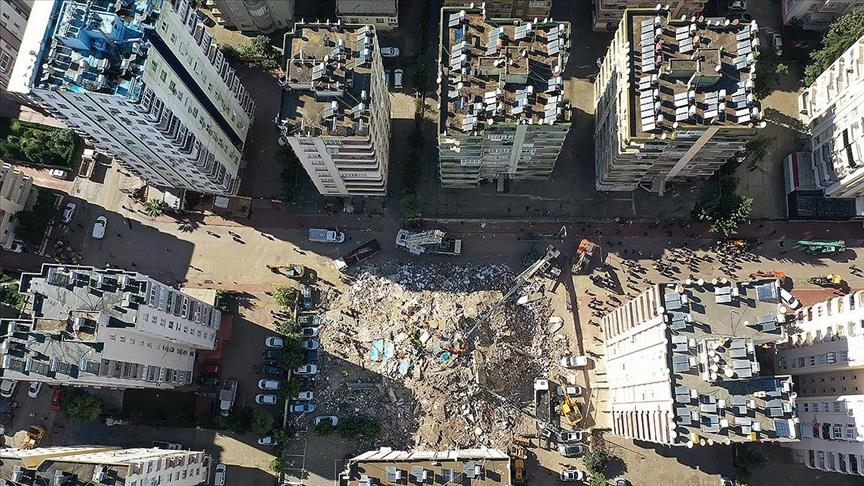 Mbi 5 mijë e 600 ndërtesa u shembën gjatë dhe pas tërmetit në Turqi