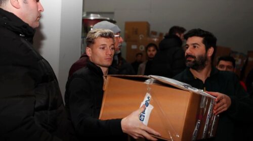 Ezgjan Alioski ndihmon të prekurit nga tërmeti në Turqi