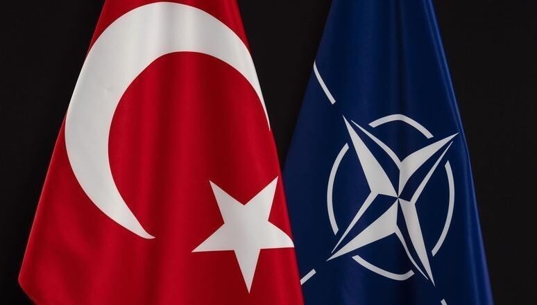 NATO dërgon kontejnerë për strehim të përkohshëm në Türkiye pas tërmeteve