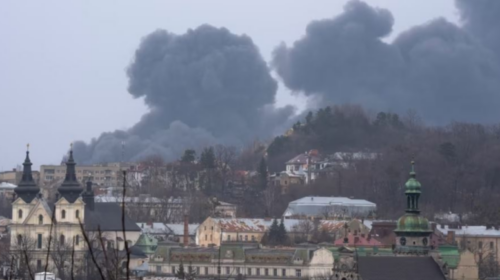 Rusia ndërmerr valë sulmesh me raketa në gjithë Ukrainën