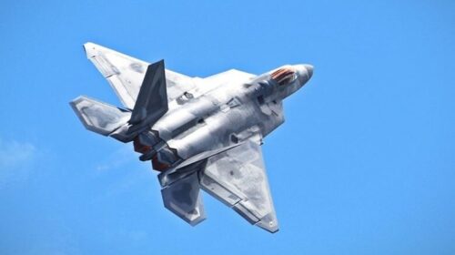 Detaje nga objekti i ri i paidentifikuar i rrëzuar mbi Kanada nga aeroplani amerikan F-22