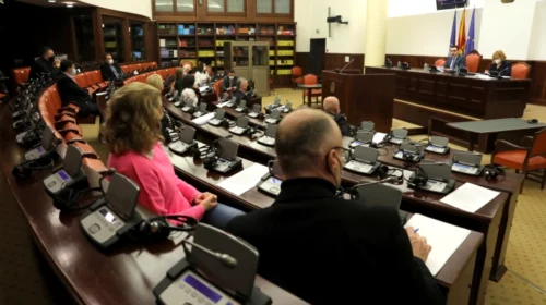 Vazhdon debati në Komision për propozimin që Joveski të bëhet gjykatës kushtetues