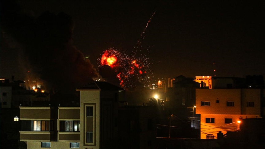 Avionët luftarakë izraelitë godasin Gazën
