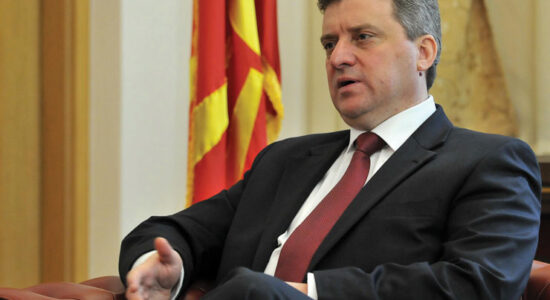 Ish-presidenti Ivanov do ta këshillojë ministrin Mucunski