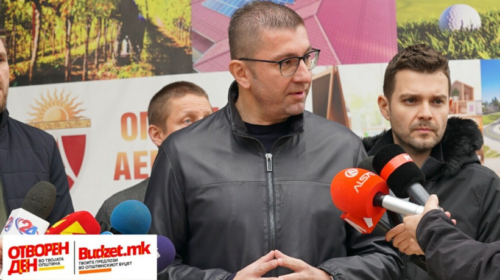 Mickoski: Çfarë ka politike dhe antishqiptare në publikimet për krimet e BDI-së?