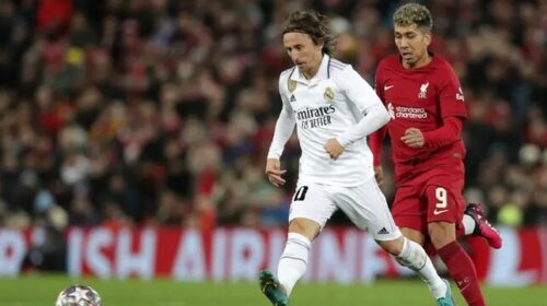 (VIDEO) Luka Modric mori duartrokitje nga të gjithë në Anfield, madhështia e tij nuk do të përsëritet kurrë