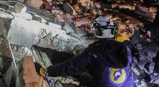 Të paktën 427 të vdekur dhe qindra të plagosur nga tërmeti në Siri
