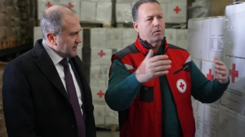 Kryqi i Kuq ka mbledhur rreth 10 milionë denarë ndihmë për të pësuarit e tërmetit në Turqi dhe Siri