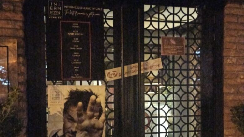 Dy kafene në Shkup do të mbyllen për 10 ditë, nuk e respektuan orarin e punës