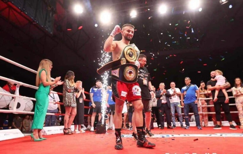 Elvis Hetemi, shqiptari që synon të boksojë për titullin e botës në WBC