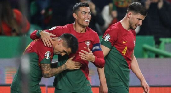 Portugalia bën formalitetin ndaj Lihtenshtajnit, Ronaldo dygolësh dhe rekord