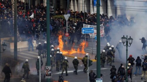 Protesta të dhunshme në Greqi