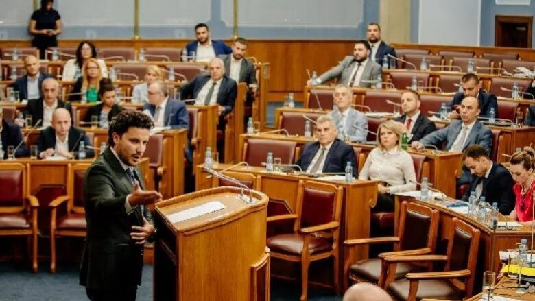 Gjukanoviq shpërndan Parlamentin e Malit të Zi