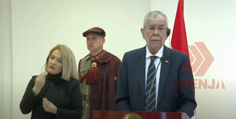 (VIDEO) Presidenti i Austrisë: Mos i dramatizoni ndryshimet kushtetuese