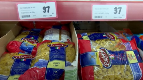 (VIDEO) Nga nesër makaronat 15 % më lirë, produktet e qumështit 10 % më lirë