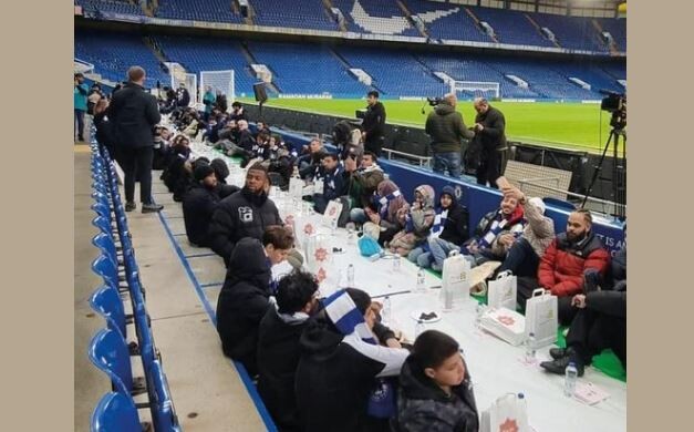 Dëgjohet ezani në stadiumin “Stamford Brigde”, Chelsea shtron iftar për besimtarët myslimanë (VIDEO)