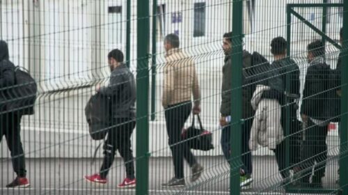 Kriza e emigrantëve, Kroacia deporton rreth 100 persona në Bosnje