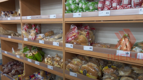 (VIDEO) Bukëpjekësit mbajnë fjalën, ka bukë 33 denarë në raftet e dyqaneve