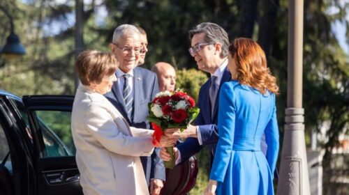 Van der Belen pritet me nderimet më të larta shtetërore dhe ushtarake në Shkup