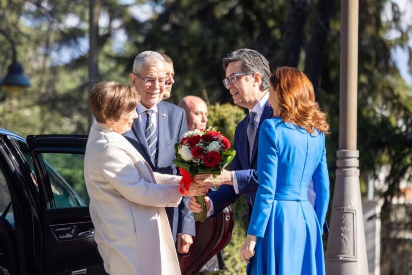 Van der Belen pritet me nderimet më të larta shtetërore dhe ushtarake në Shkup