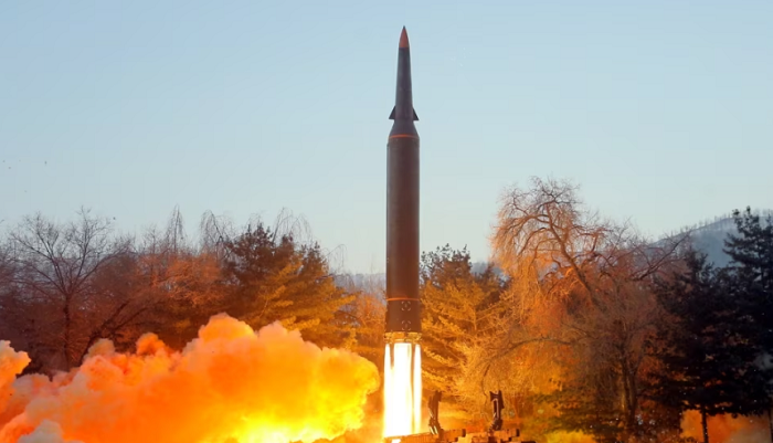 Koreja e Veriut thotë se simuloi një kundërsulm bërthamor