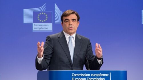 Schinas: Hapja e klastereve me RMV-në, pas ndryshimeve kushtetuese