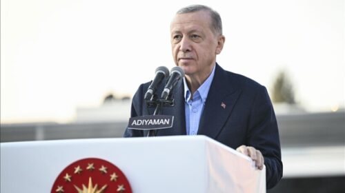 Erdoğan: Po punojmë “ditë e natë” për të shëruar plagët e shkaktuara nga tërmetet