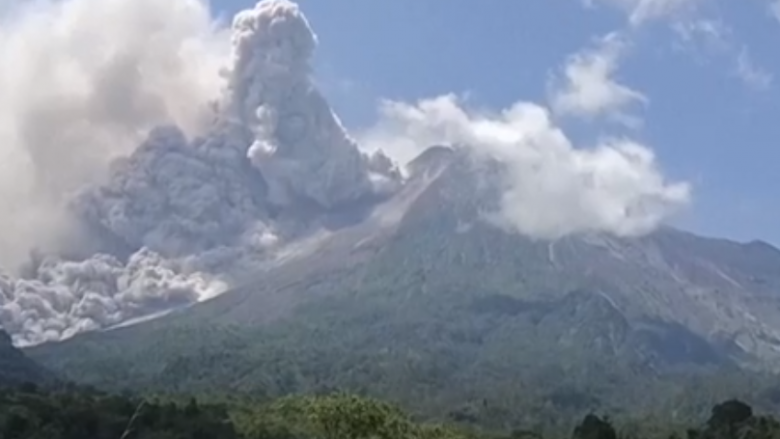 Shpërthen vullkani Merapi në Indonezi