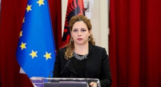 Shefja e diplomacisë shqiptare Olta Xhaçka në Shkup