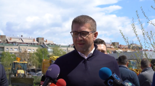 (VIDEO) Mickoski: Detyrimet ndaj “Bechtel-Enka” deri më tani kanë arritur gjysmë milioni euro