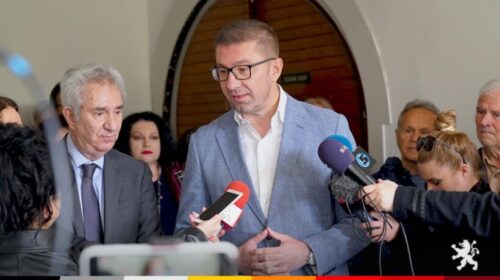 Mickoski paralajmëron kallëzime penale për ekspertët e grupit punues për ndryshimet kushtetuese