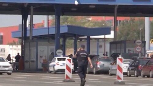 (VIDEO) Policia vret një migrant, tentoi të arratisej